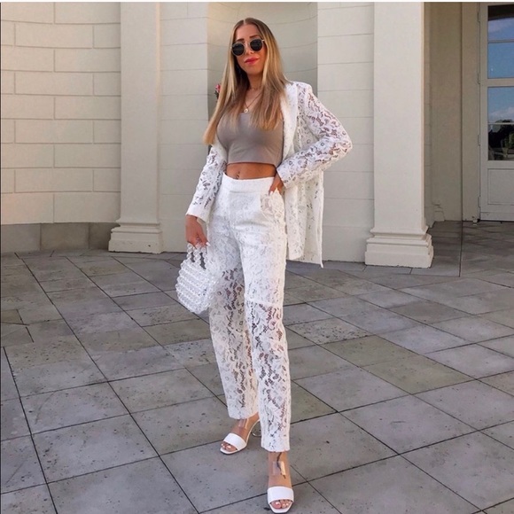 GORGEOUS NWT 2 Piece ZARA Lace Blazer & Pants Set - Picture 3 of 8